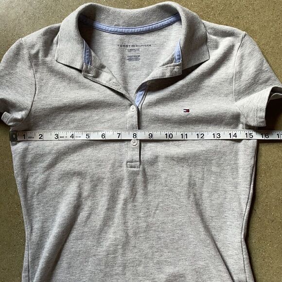 Tommy Hilfiger 2000’s Style Gray Collared Shirt w/ Logo (Size: XXS) - Picture 6 of 16